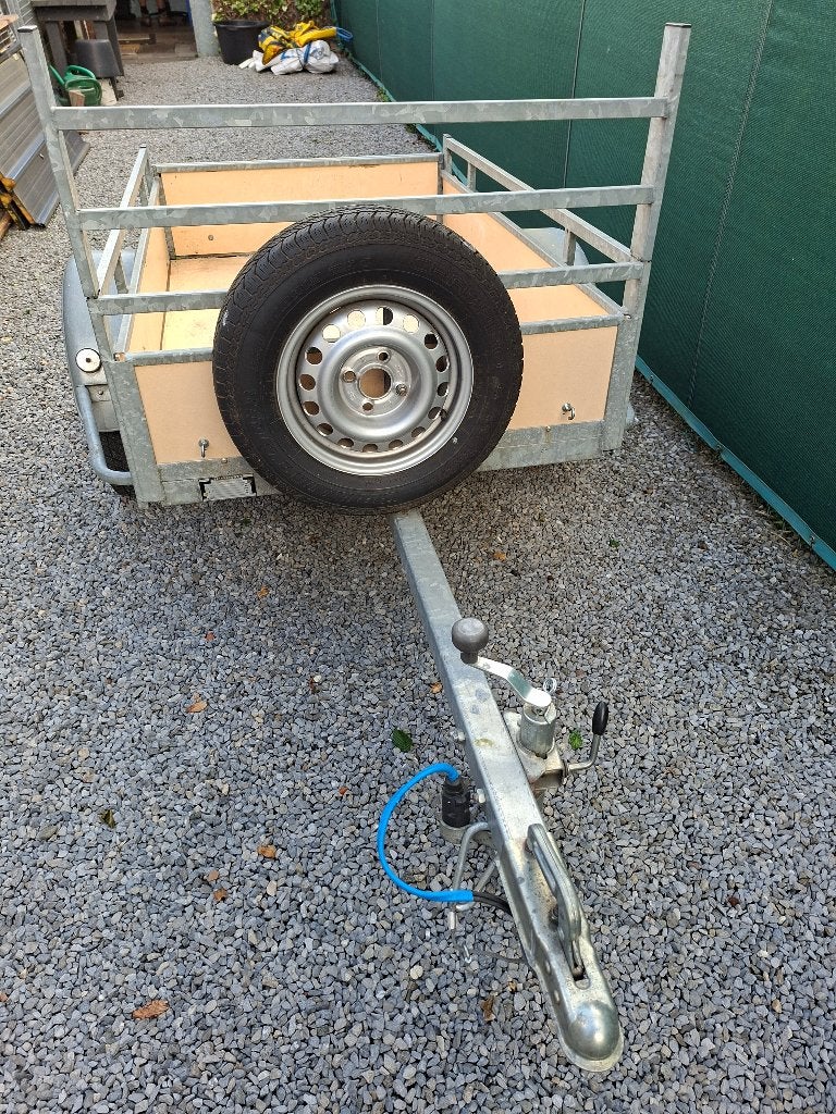 leuke aanhangwagen merk BW gegalvaniseerd, Ophalen, Zo goed als nieuw