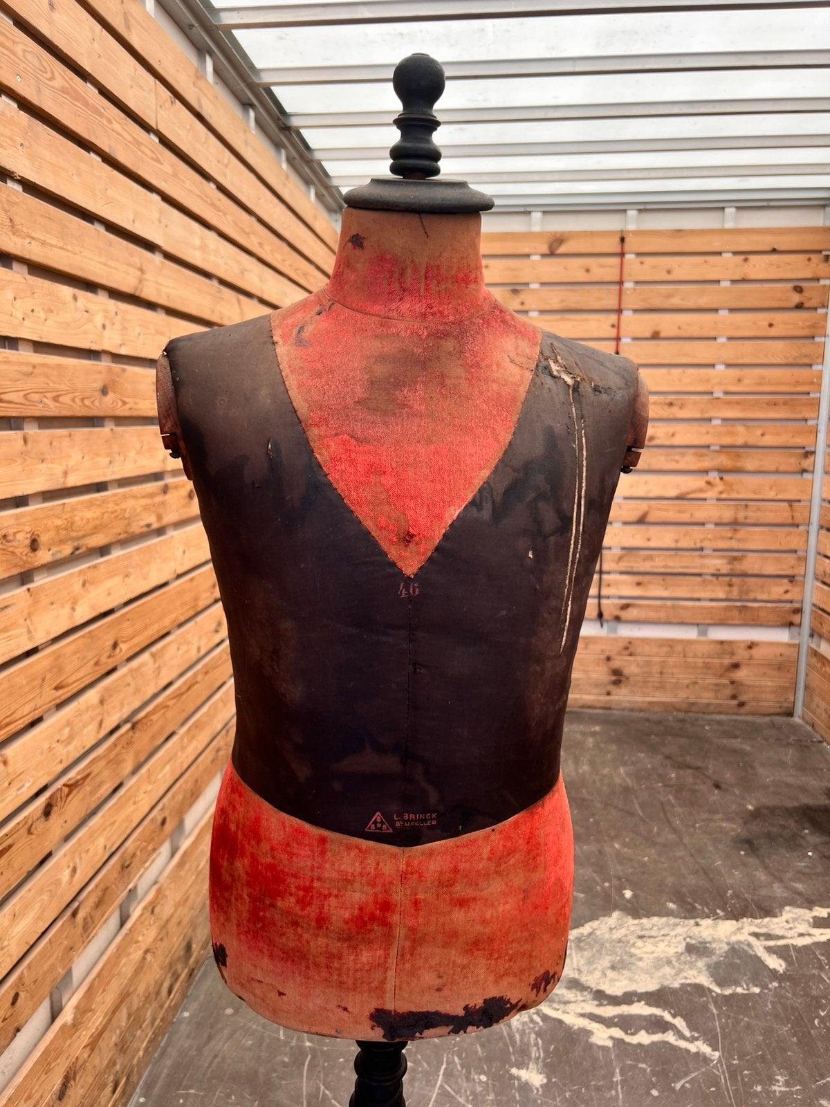 Mannequin ancien L. Brinck Bruxelles vers 1920, Enlèvement