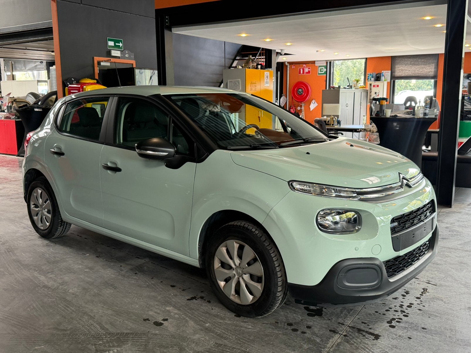 Citroen C3 1.2 feel/12 mois de garantie/28 000KM, Achat, 50 kW, Entreprise, Capteur de lumière