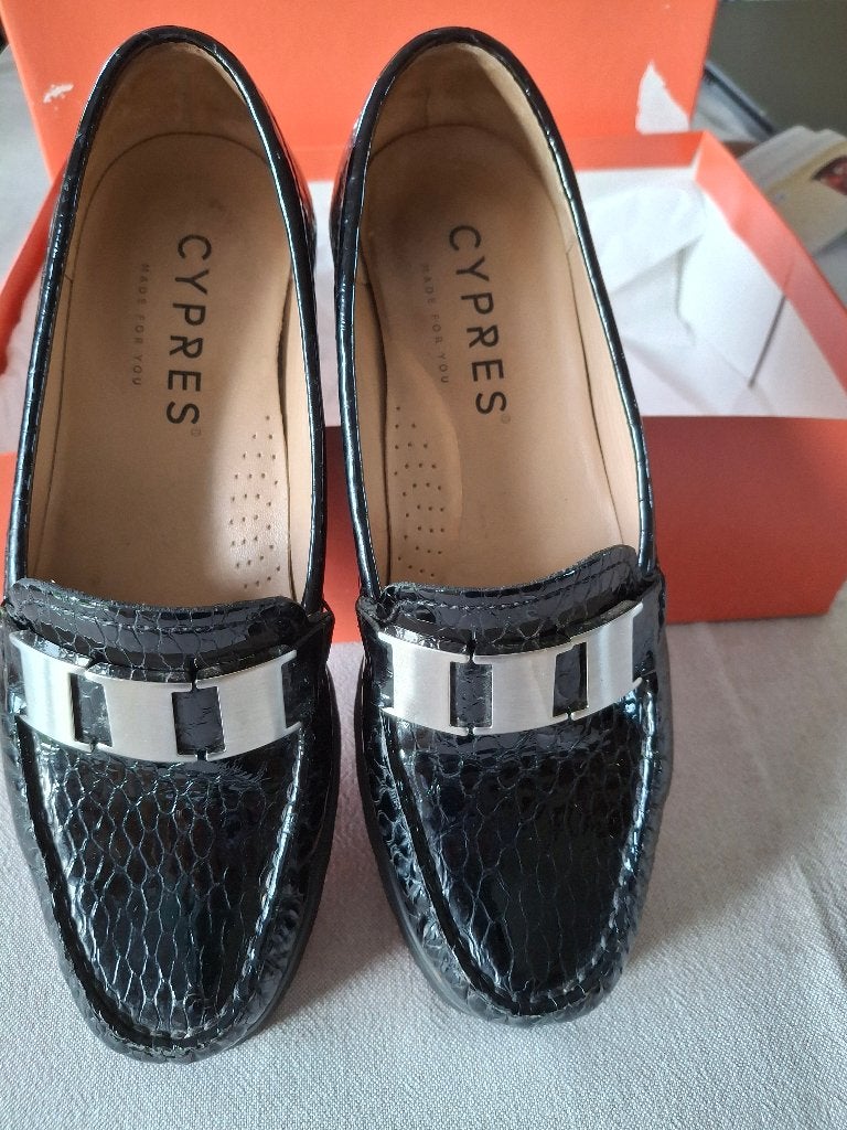 Zeer comfortabele zwarte instappers Cypres 40., Schoenen met lage hakken, Zwart, Ophalen of Verzenden, Zo goed als nieuw