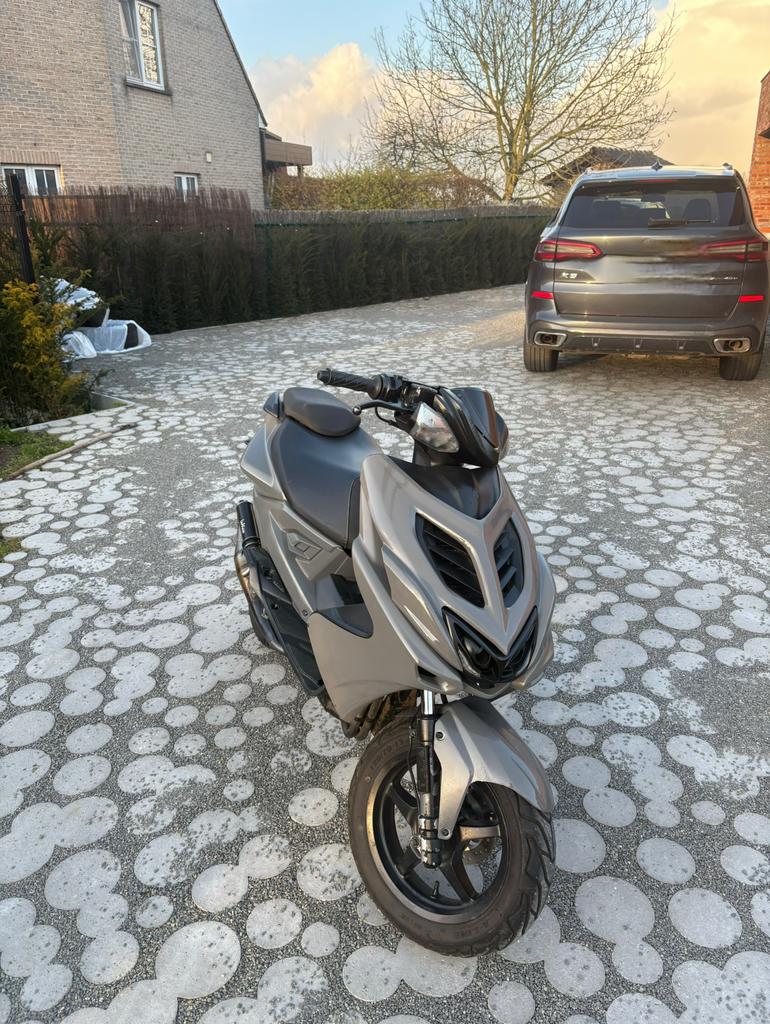 70cc aerox, Fietsen en Brommers, Ophalen, Tweetakt, Aerox, 70 cc