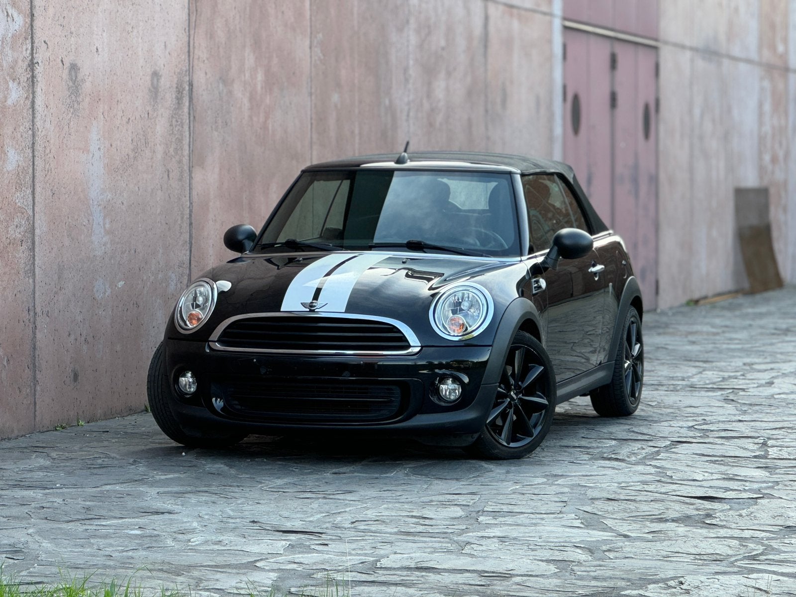 MINI Cooper Cabrio 1.6i Airco-Cruise Control-Bleutooth-PDC, Autos, 90 kW, Euro 5, Achat, Cabriolet