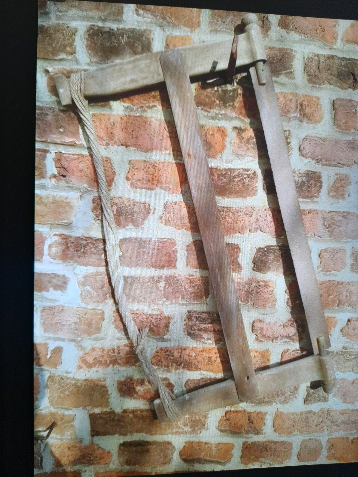 Scie ancienne avec lame et corde d'origine, Ophalen of Verzenden
