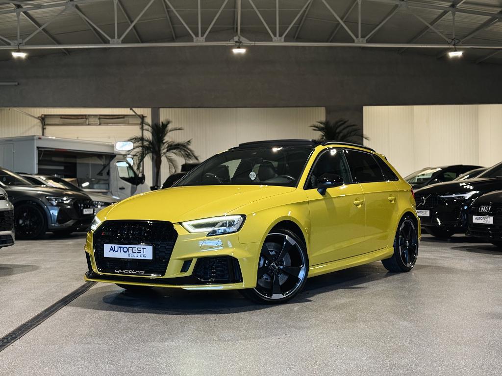 Audi RS3 Sportback ‘Audi Exclusive Python Yellow’ - Garantie, Auto's, Automaat, Bedrijf, Parkeersensor, 294 kW