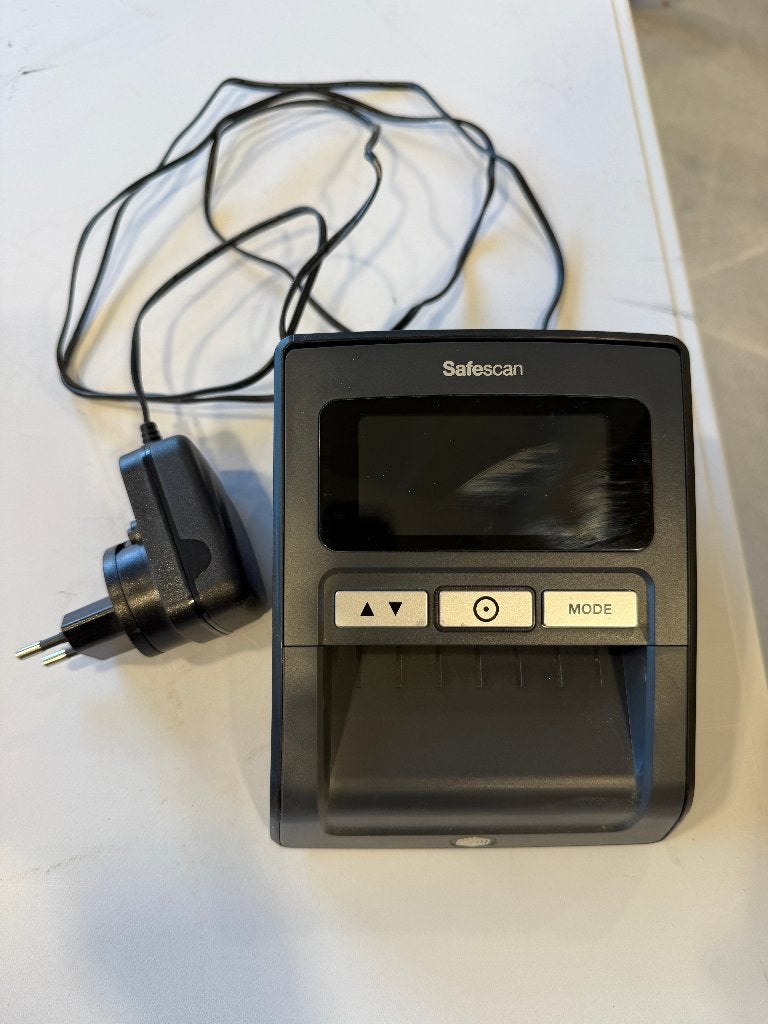 Safescan valsgelddetector met adapter, Ophalen