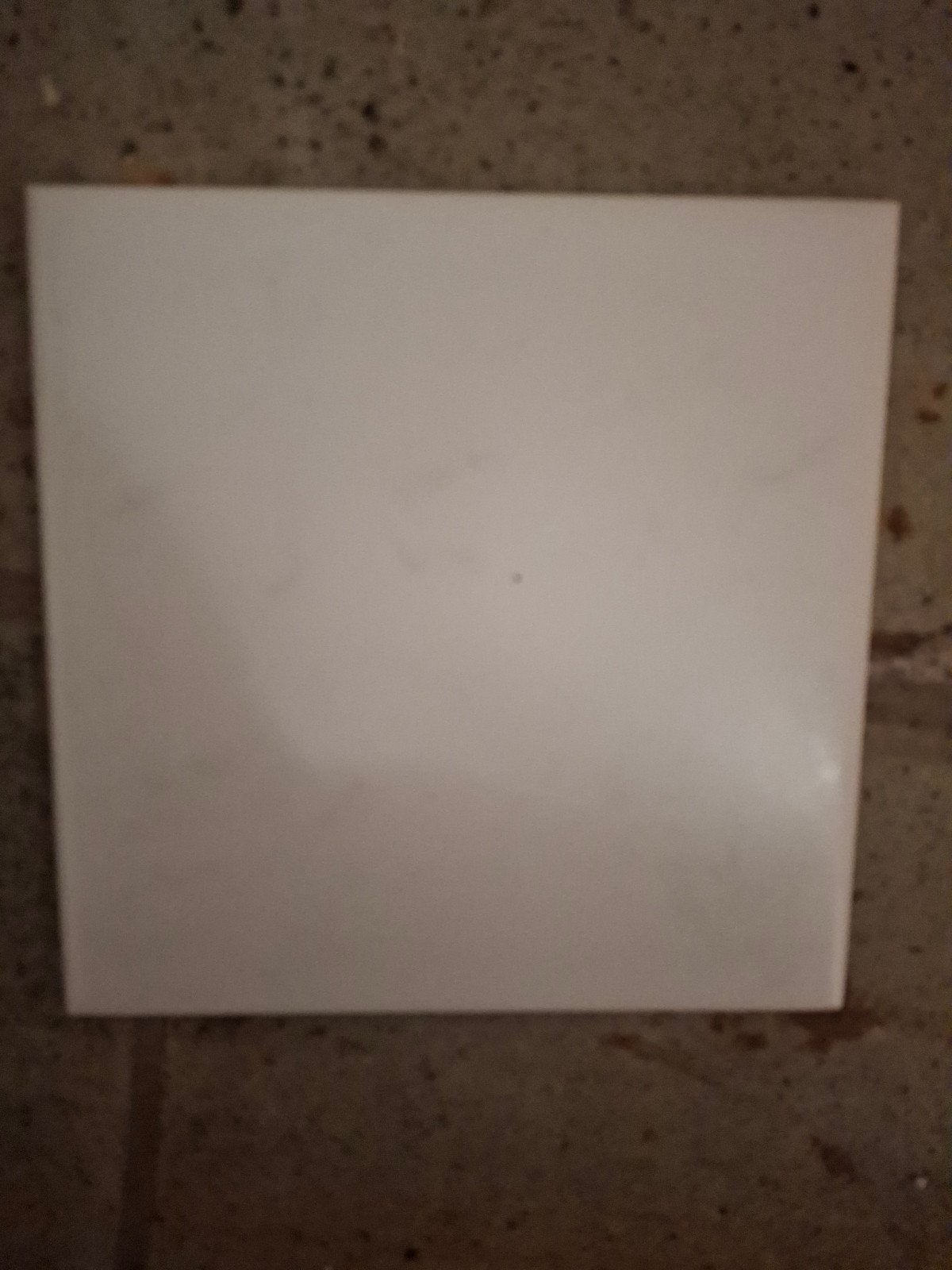 Restpartij witte keramische wandtegels (15x15m² ) ca 12 m², Enlèvement