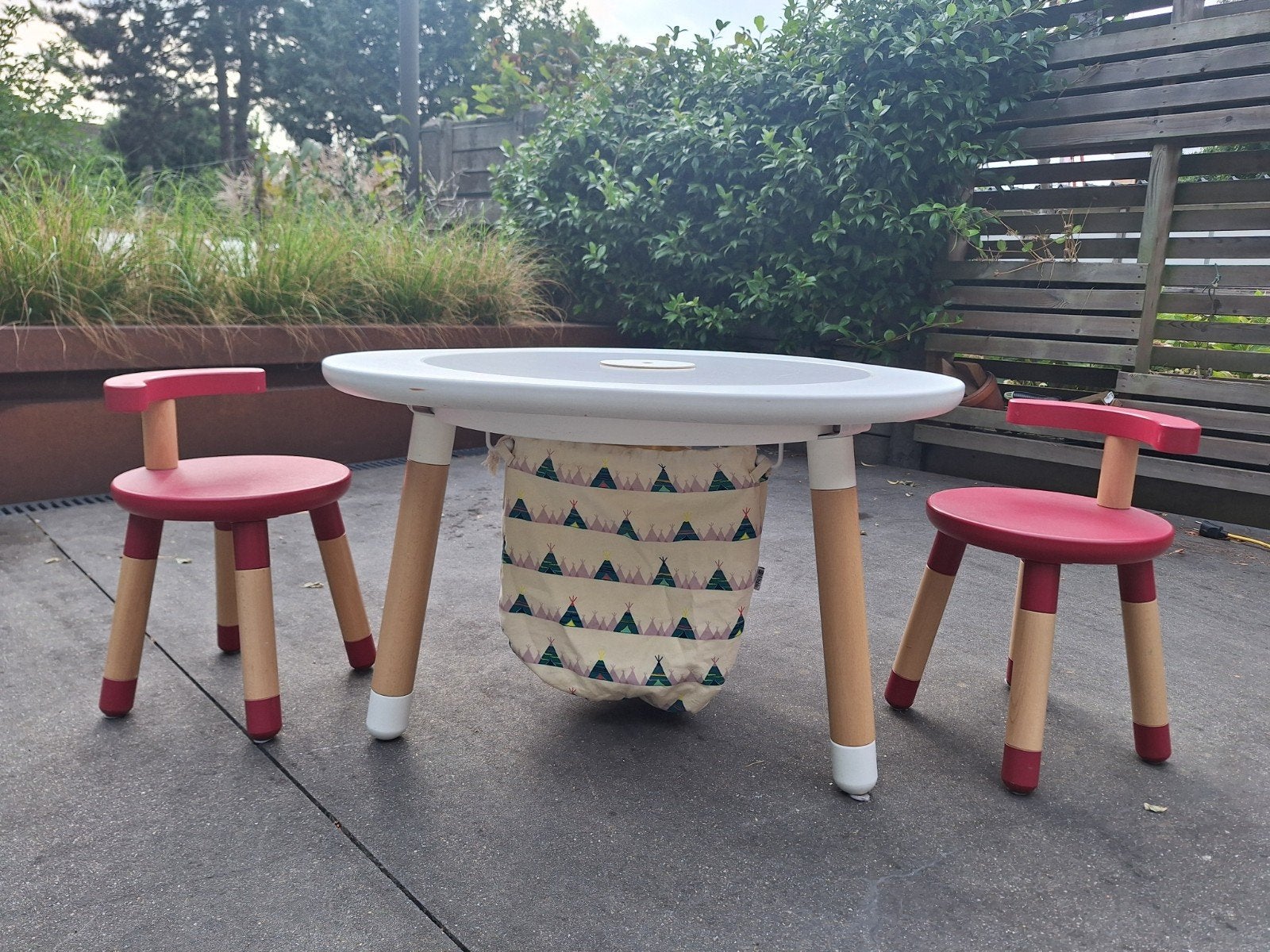 Stokke MuTable, Enfants & Bébés, Jouets | Tables de jeux, Enlèvement, Utilisé
