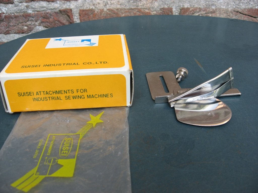 suisei naaimachine dubbele boven-ondervouw biaisband, Ophalen of Verzenden, Accessoires