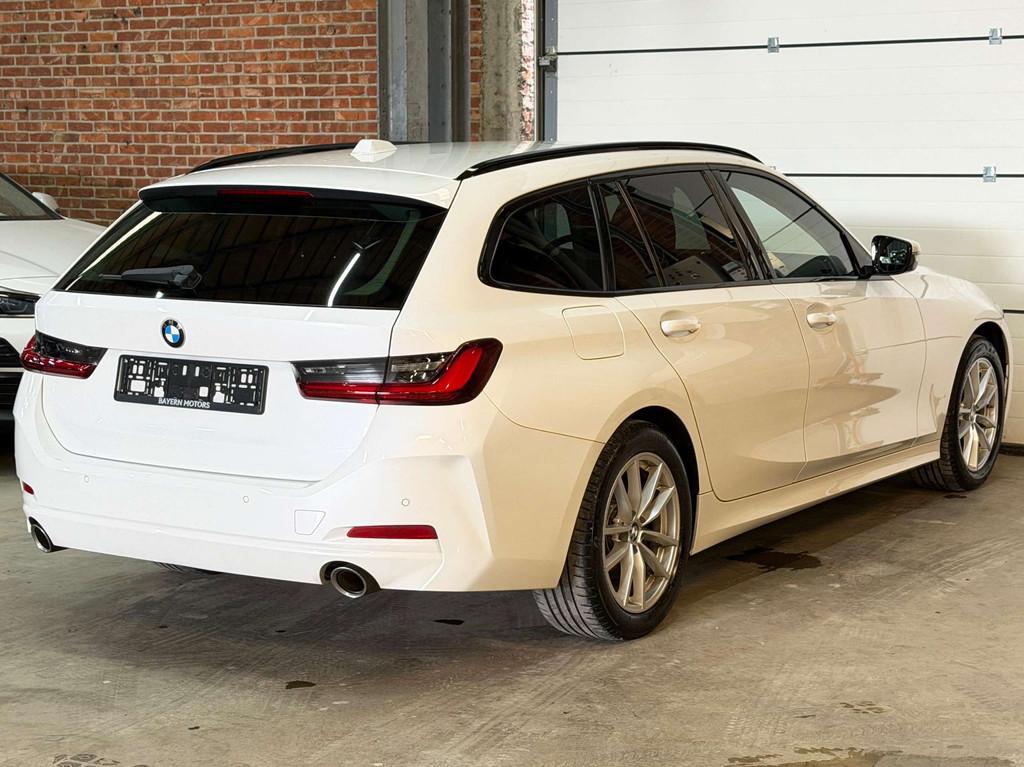 BMW 318 iA Automaat Benzine LED Facelift Garantie, Auto's, BMW, Automaat, 1998 cc, Stof, Gebruikt