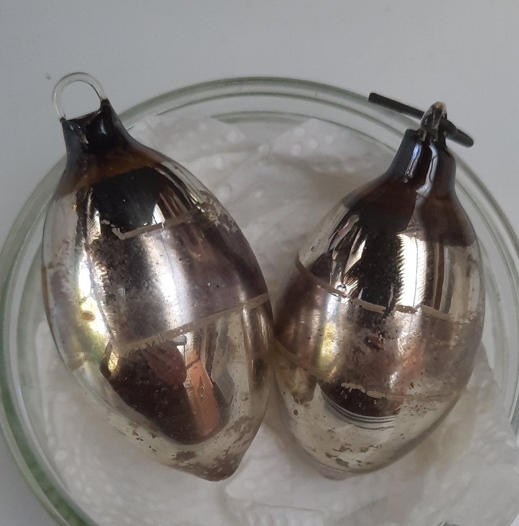2 boules de Noël Ajeko en verre antique, Enlèvement ou Envoi, Utilisé