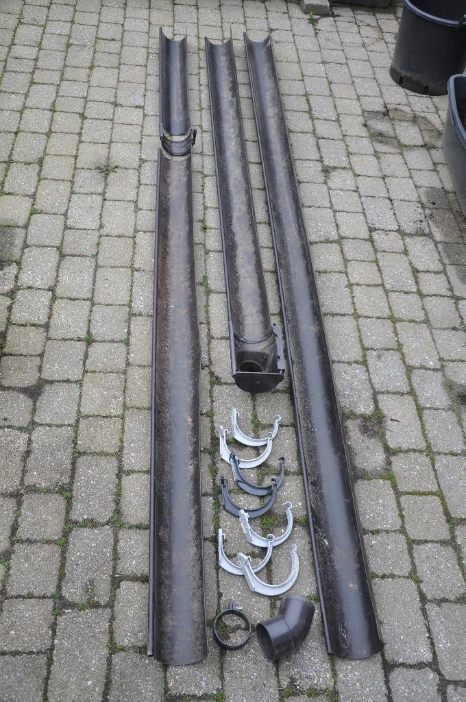 Dakgoot PVC dakgoten G125 + afvoerbuis + toebehoren (1 LOT), Bricolage & Construction, Tuyaux & Évacuations, Gouttière, PVC, Enlèvement