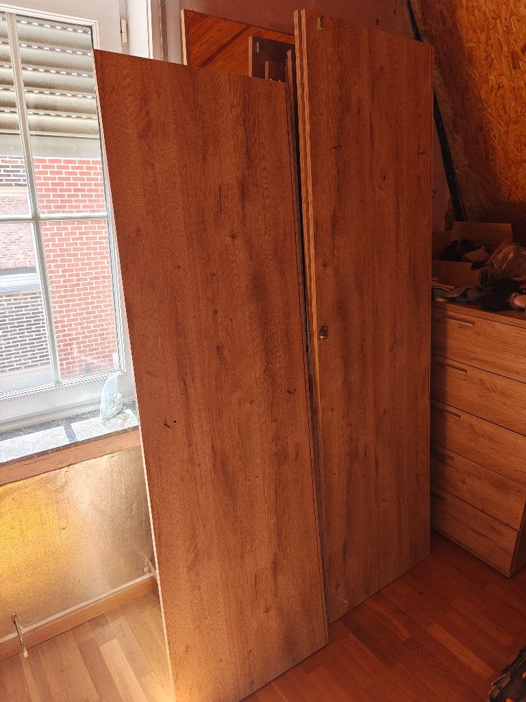 GRATIS reeds gedemonteerde kleerkast, Huis en Inrichting, Kasten | Kleerkasten, Ophalen, 200 cm of meer, 150 tot 200 cm, Zo goed als nieuw