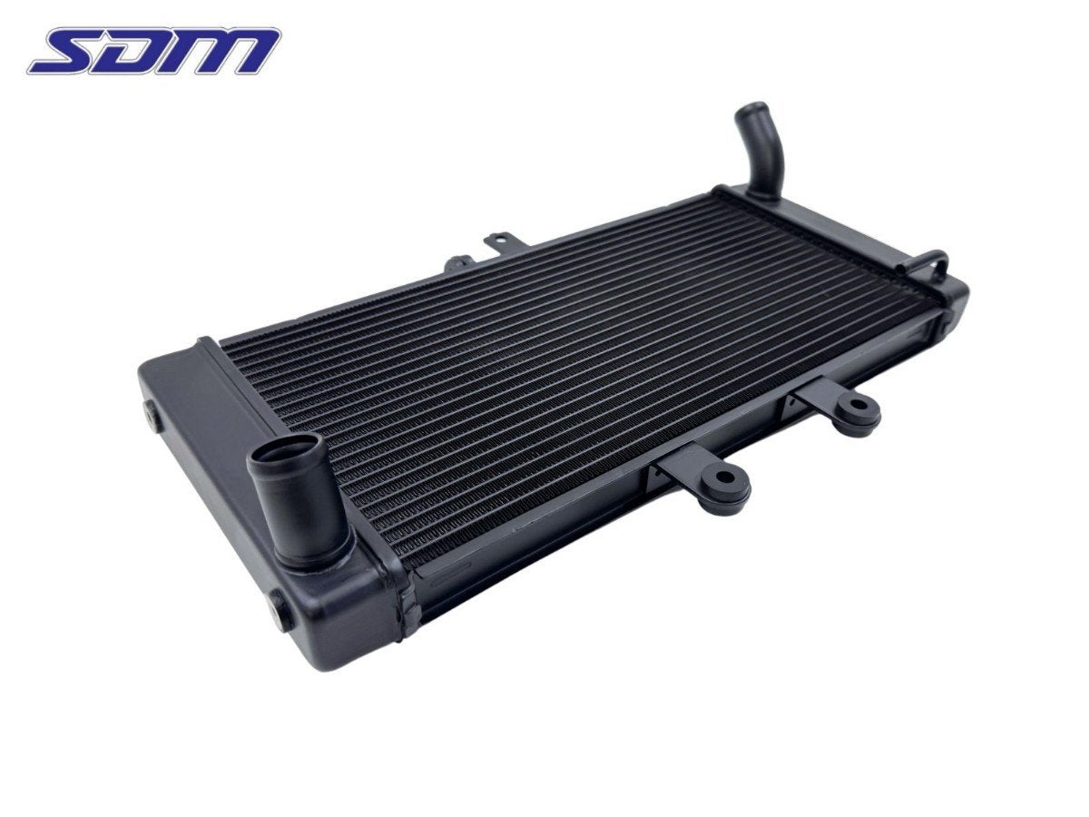 RADIATEUR EAU Suzuki GSF 1250 Bandit 2007-2011 (GSF1250), Motos, Dhr. S. di Majo, Neuf, Info@cama-motorparts.nl, P.J. Troelstraweg 8 8
3144 CX  MAASSLUIS, NL