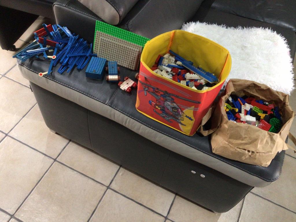 Lego 4 kilo prijs 50€, Kinderen en Baby's, Speelgoed | Duplo en Lego, Ophalen, Zo goed als nieuw