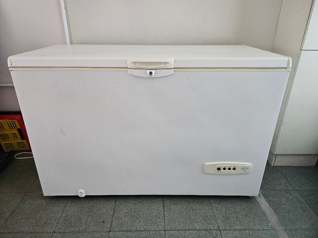 Étui de congélateur autonome, Electroménager, Congélateur, 90 cm ou plus, 85 à 120 cm, Enlèvement