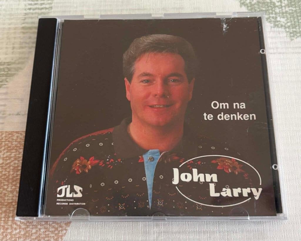 John Larry - Om Na Te Denken (CD), CD & DVD, CD | Néerlandophone, Enlèvement ou Envoi, Comme neuf, Chanson réaliste ou Smartlap