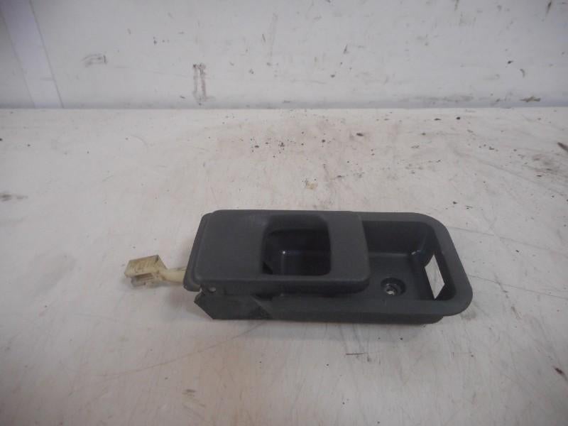 POIGNEE INTERIEURE AVANT GAUCHE Volvo 440 (01-1988/12-1996), Utilisé, Gauche, Volvo
