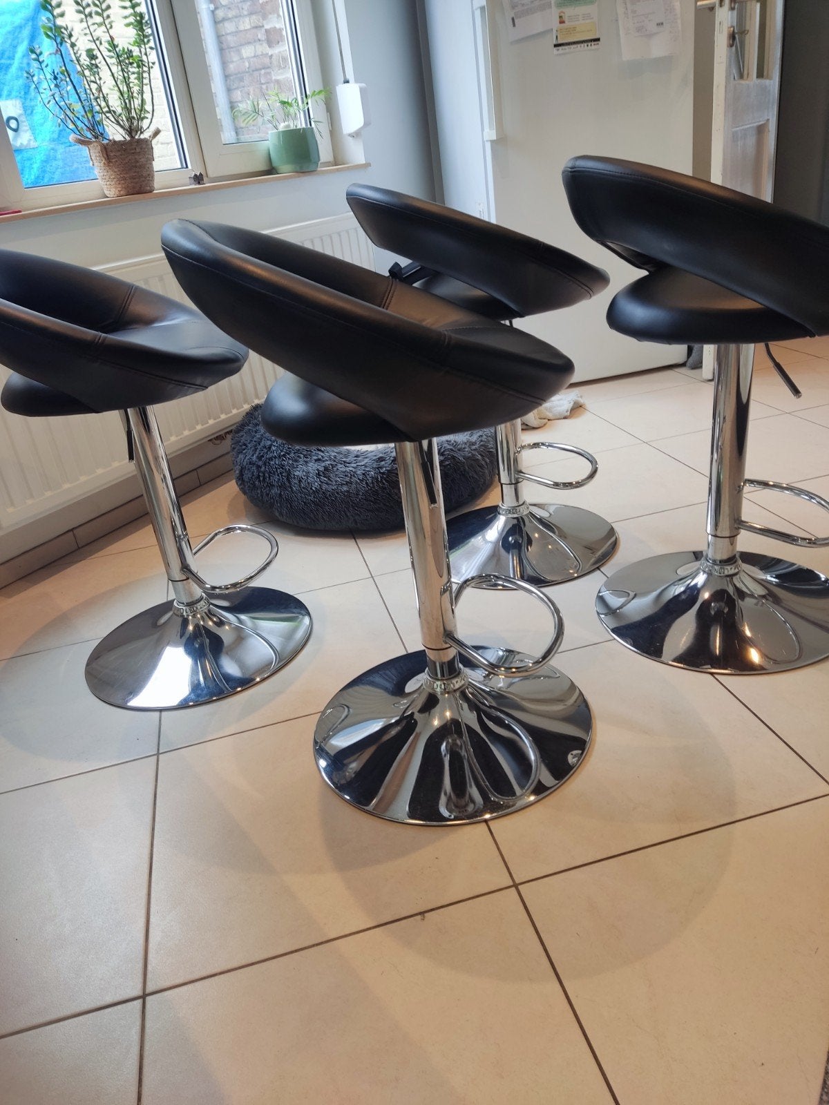 4 sièges hauts, Maison & Meubles, 90 cm ou plus, 4 tabourets, Comme neuf, Enlèvement