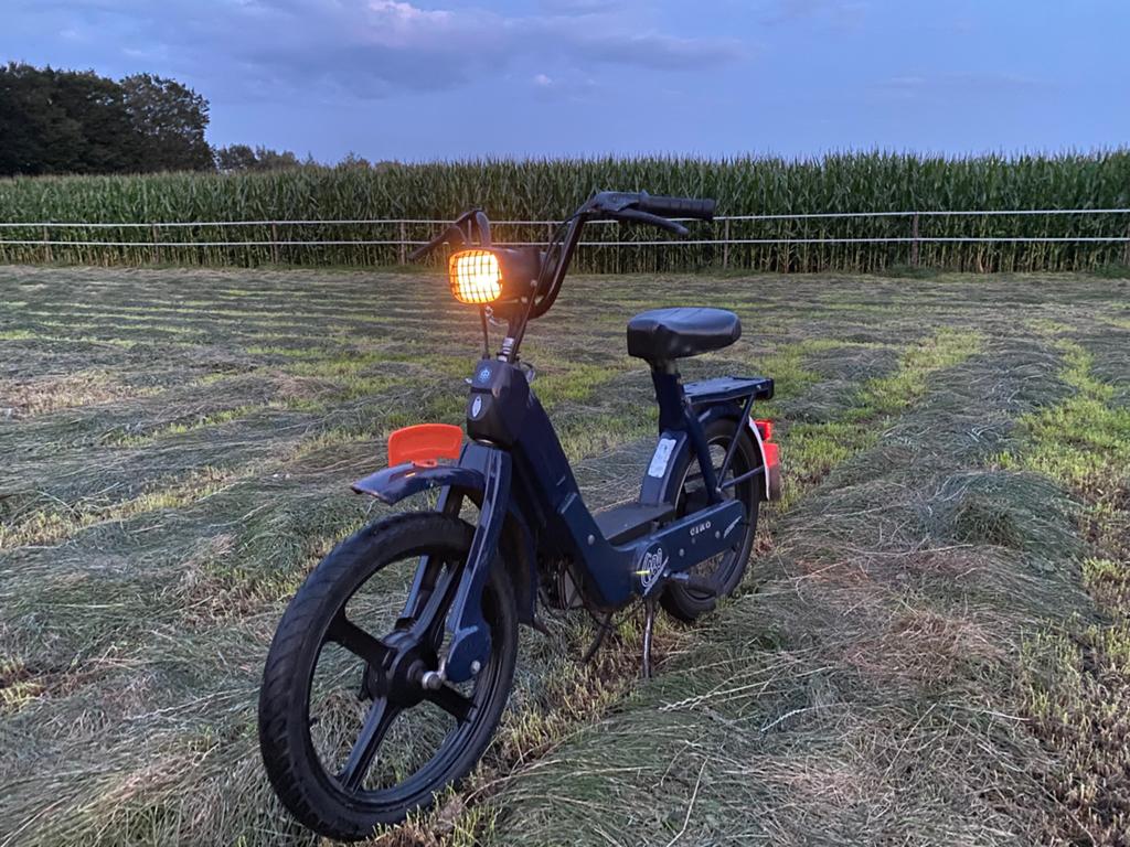 Vespa ciao, Fietsen en Brommers, Brommers | Tomos, Zo goed als nieuw, Ophalen