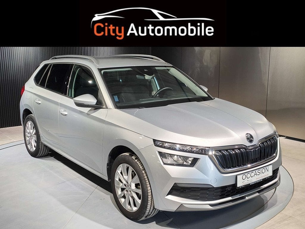 Skoda Kamiq 1.0 TSI CARPLAY GPS CAMERA BLUETOOTH (bj 2022), Stof, Gebruikt, https://public.car-pass.be/vhr/335fa2f9-1eca-4e95-aa51-c1f4f0411dff