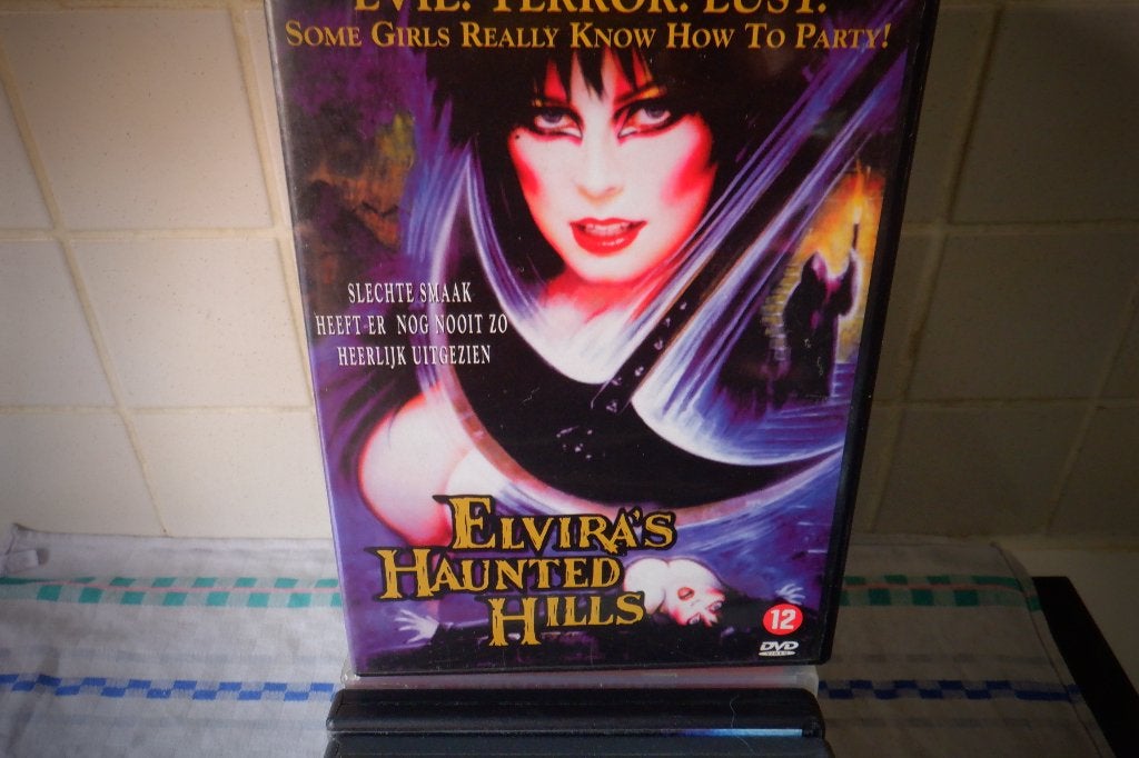 DVD Elvira's Haunted Hills., Enlèvement ou Envoi, Anglais, Horreur-comédie, À partir de 12 ans