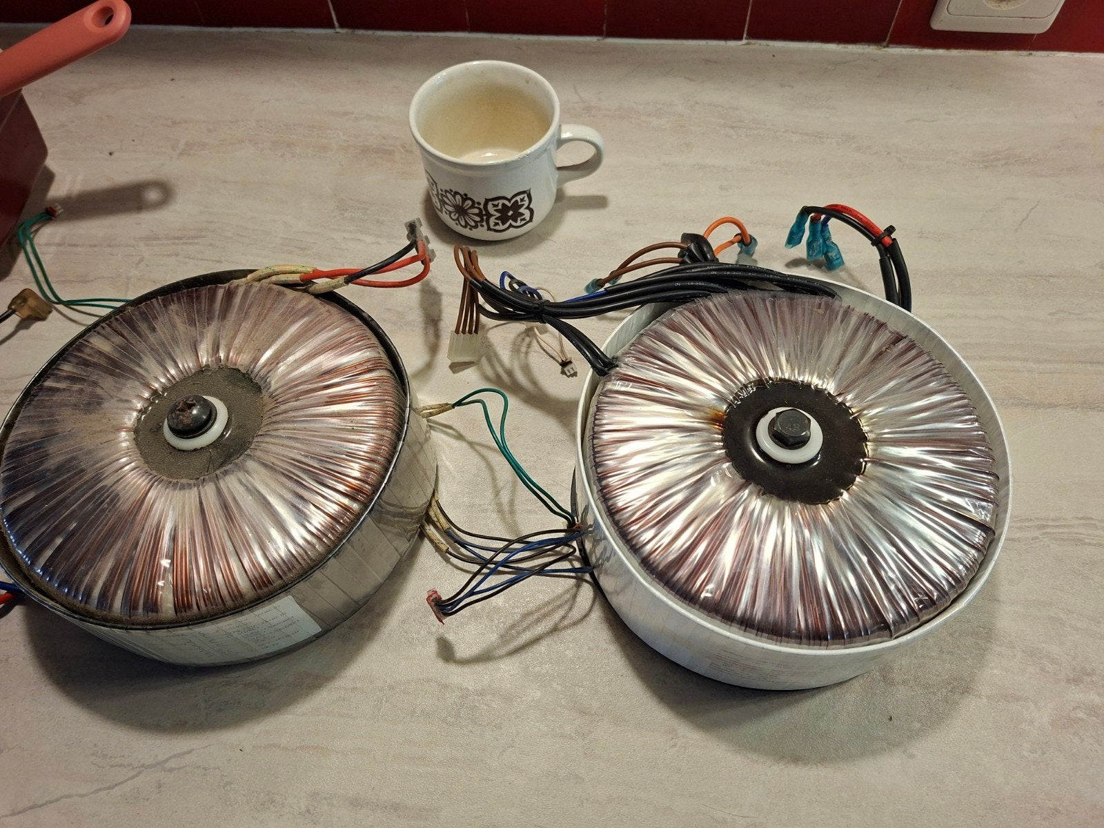 2 zware ringkern transformatoren, Audio, Tv en Foto, Overige Audio, Tv en Foto, Ophalen