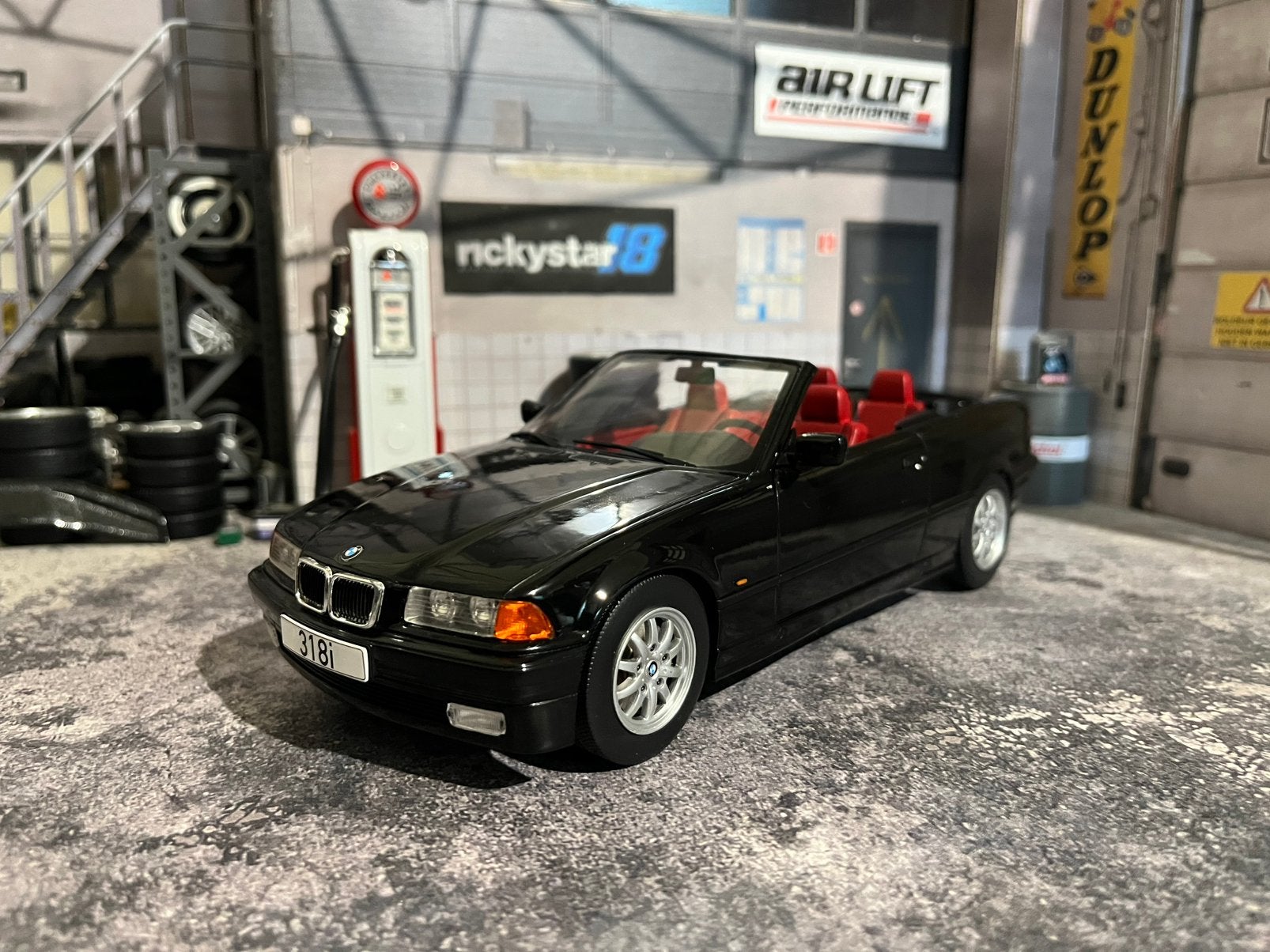 1:18 BMW series 3 E36 cabriolet - nieuw in de doos, Hobby en Vrije tijd, Ophalen of Verzenden, Zo goed als nieuw, Auto