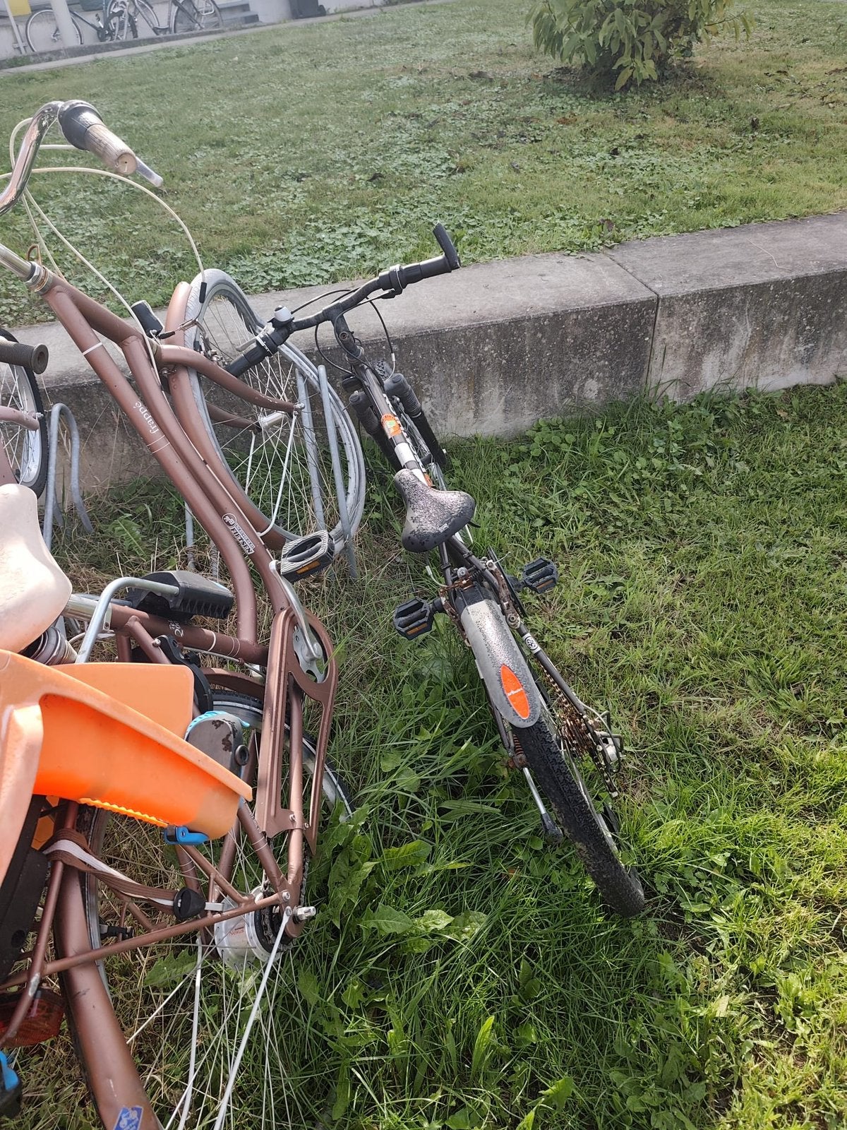 Kapotte fietsen - Gratis, Fietsen en Brommers, Ophalen