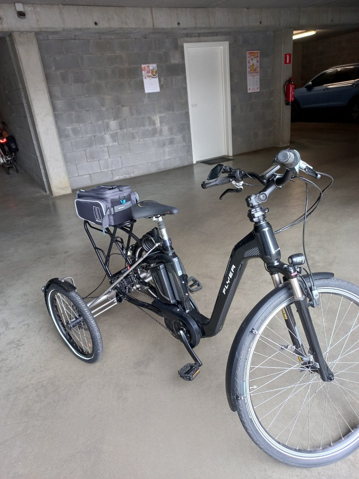 Driewieler e bike 4 jaar oud, Fietsen en Brommers, Ophalen