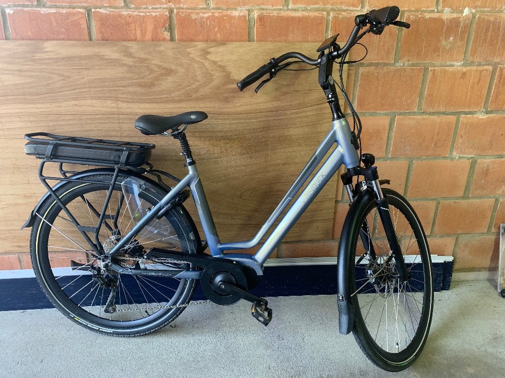 Vélo electrique, Autres marques, 47 à 51 cm, 50 km par batterie ou plus, Comme neuf