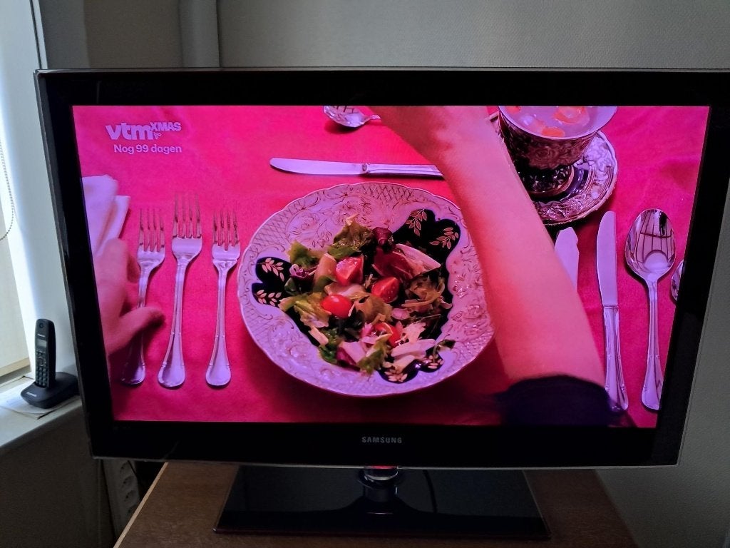 Téléviseurs, QLED, 80 à 100 cm, Enlèvement, Utilisé