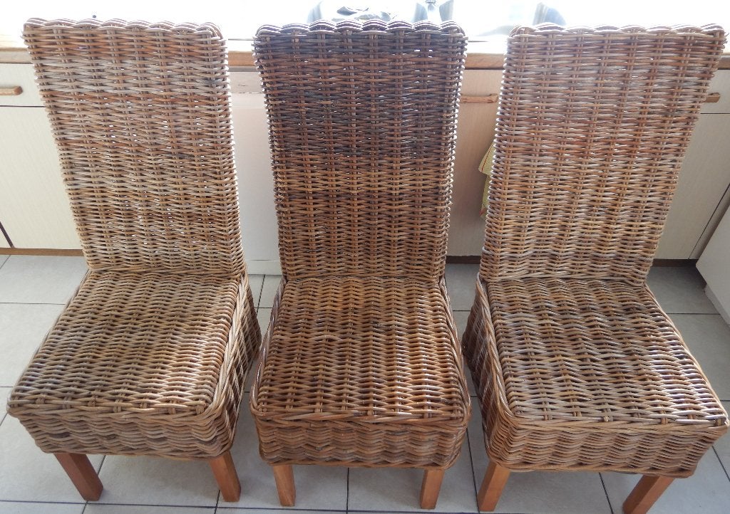 Lot de 6 chaises massives en très bel état., Enlèvement, Comme neuf, Osier ou Rotin