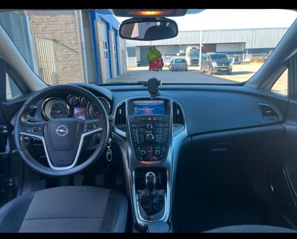 Opel Astra, Autos, Euro 5, Achat, Boîte manuelle, Noir