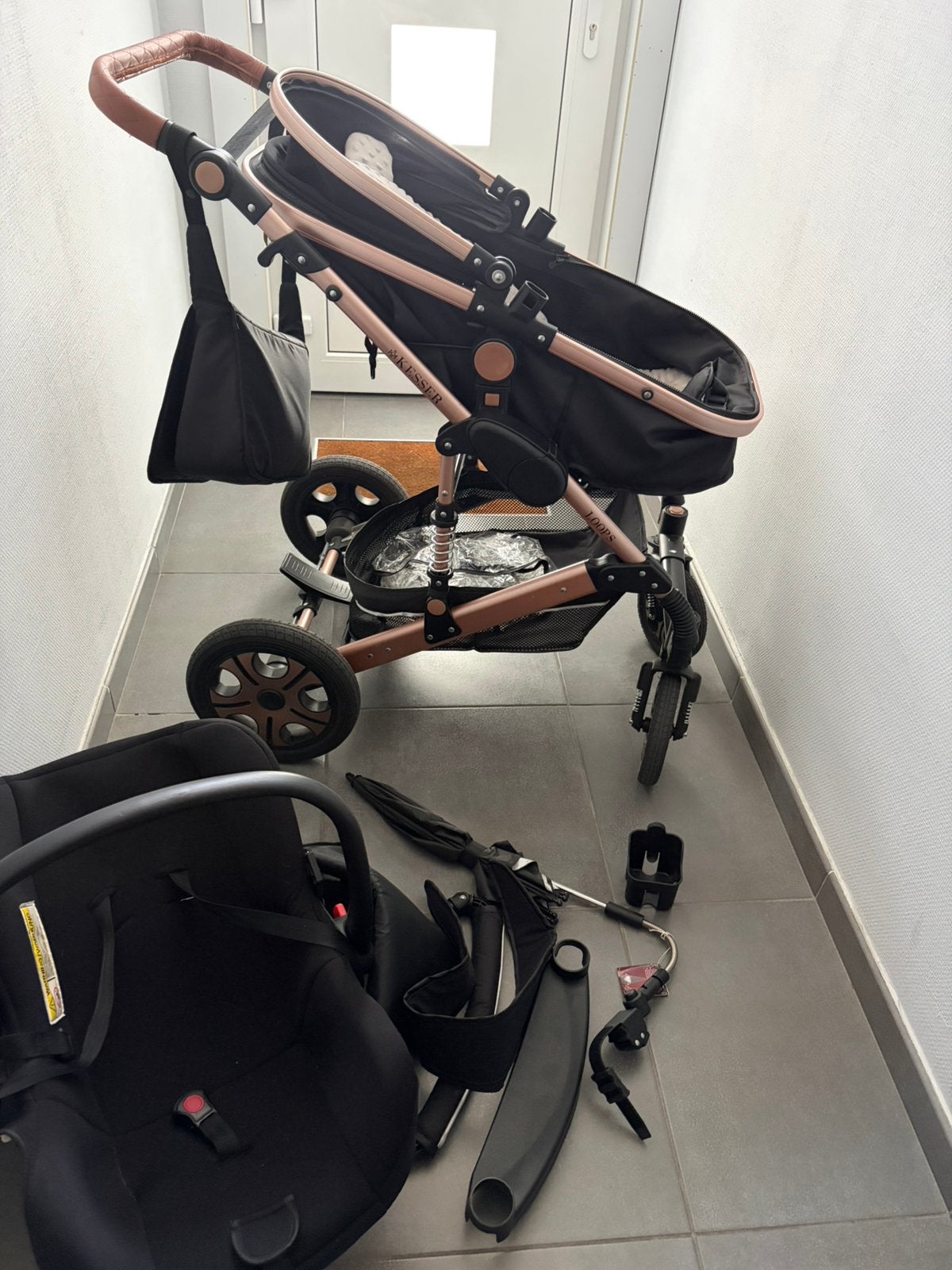 Kesser meegroei buggy met toebehoren, Ophalen, Zo goed als nieuw