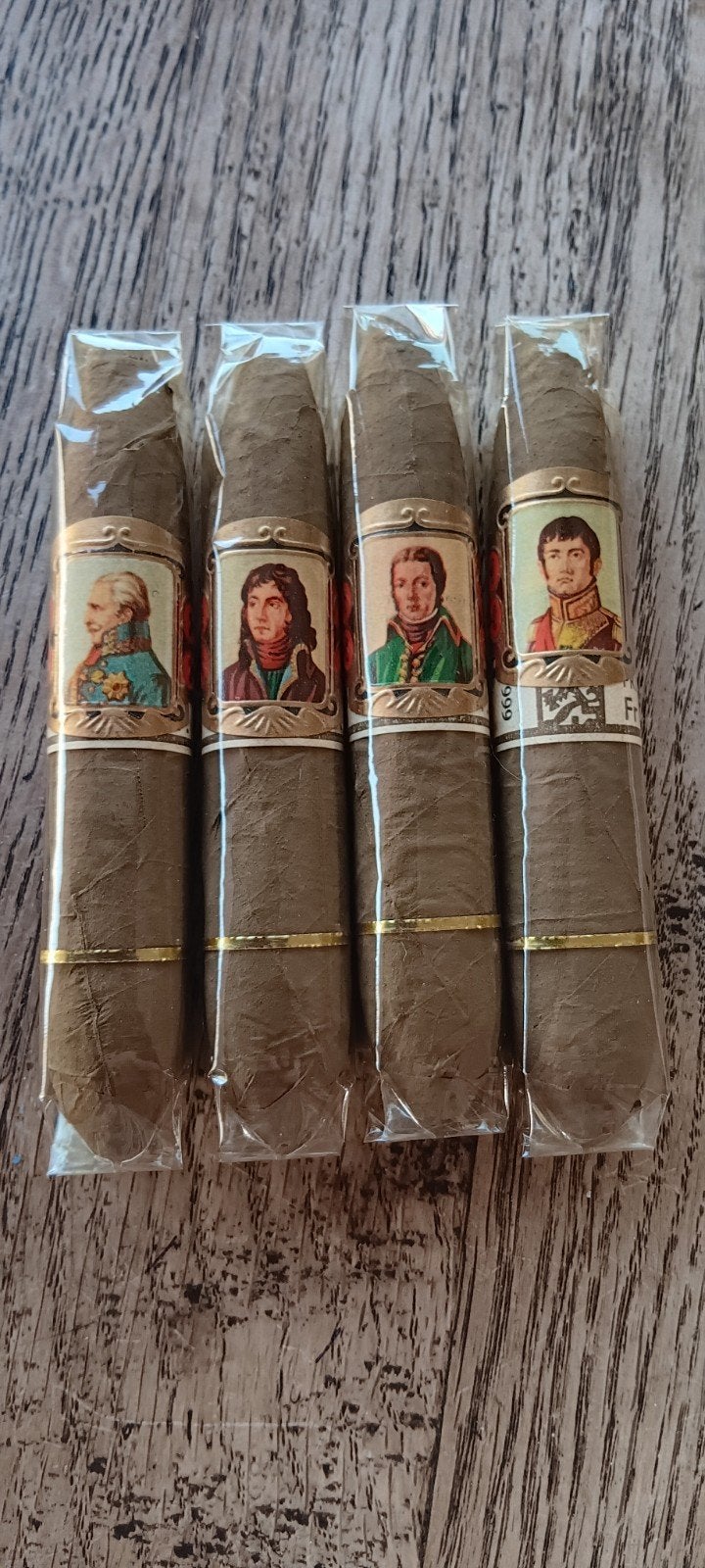 Vintage sigaren, Verzamelen, Rookartikelen, Aanstekers en Luciferdoosjes, Ophalen of Verzenden
