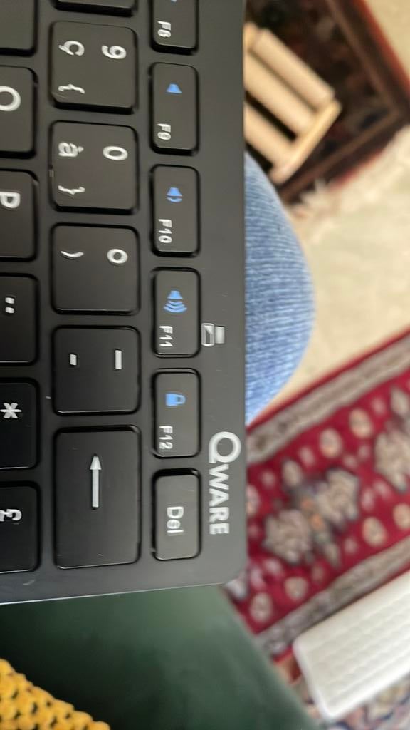 Bluetooth toetsenbord, Ophalen of Verzenden, Azerty, Zo goed als nieuw