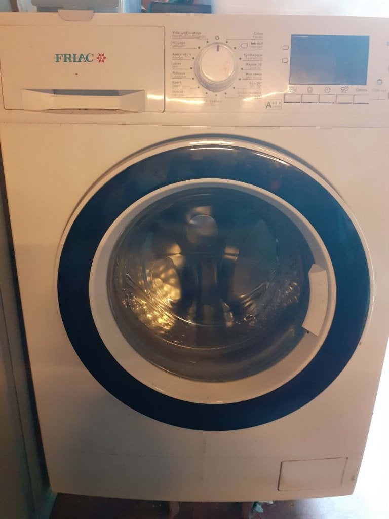 Friac wasmachine 8kg, 1400 toeren/min., 1200 à 1600 tours, Chargeur frontal, Enlèvement, Utilisé