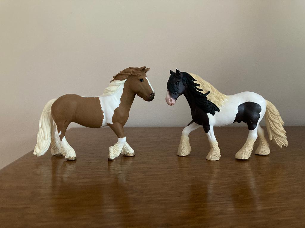 Schleich hengst en merrie, Enlèvement ou Envoi, Comme neuf, Cheval, Statue ou Figurine