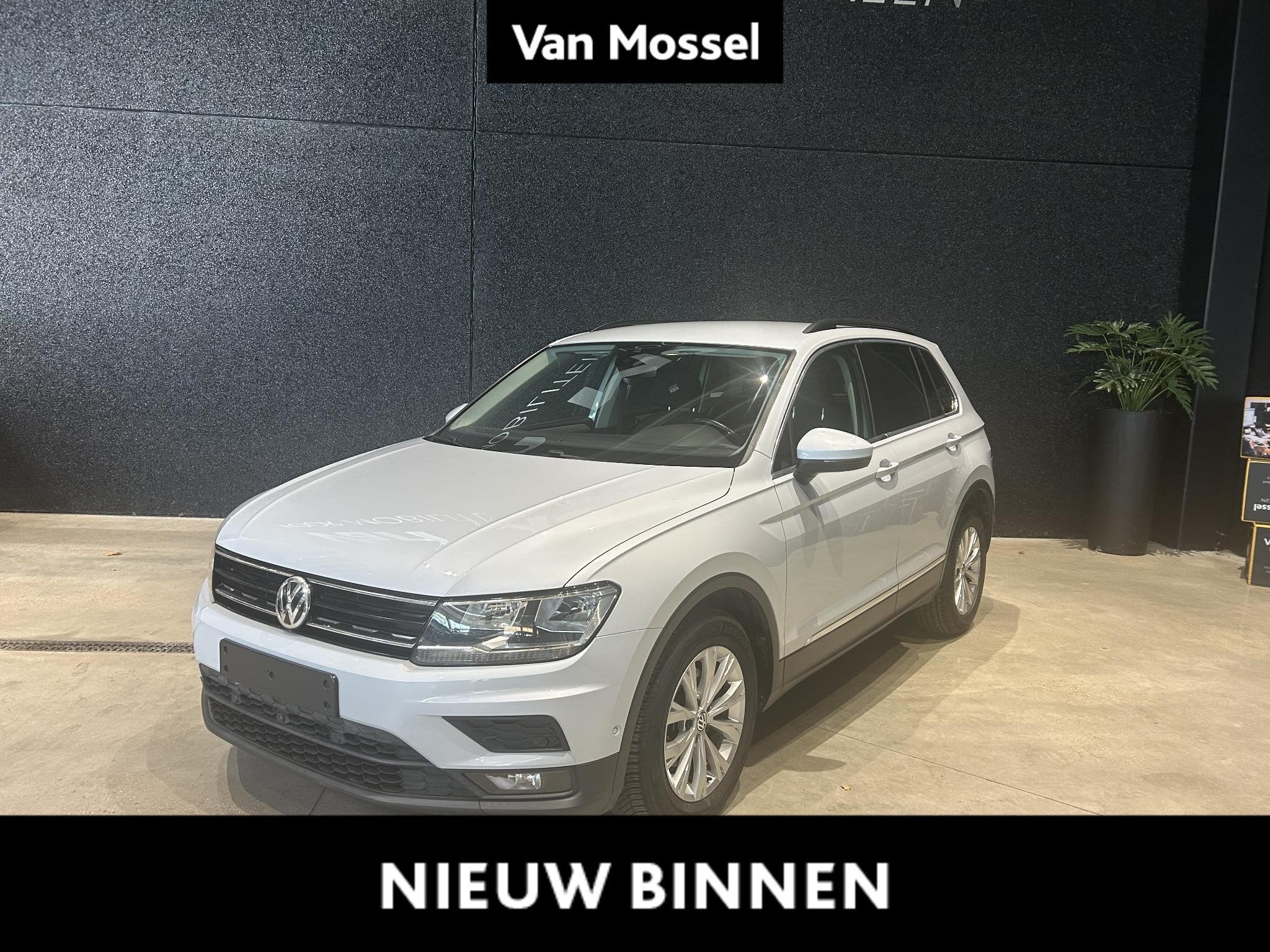 Volkswagen Tiguan 2.0 TDI SCR 110kW DSG Comfortline, Autos, Entreprise, Carnet d'entretien, Noir, 5 portes