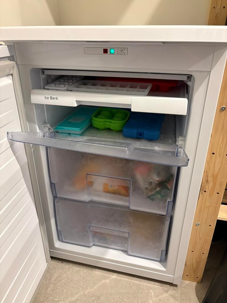 Diepvries tafelmodel, Elektronische apparatuur, Ophalen, Zo goed als nieuw