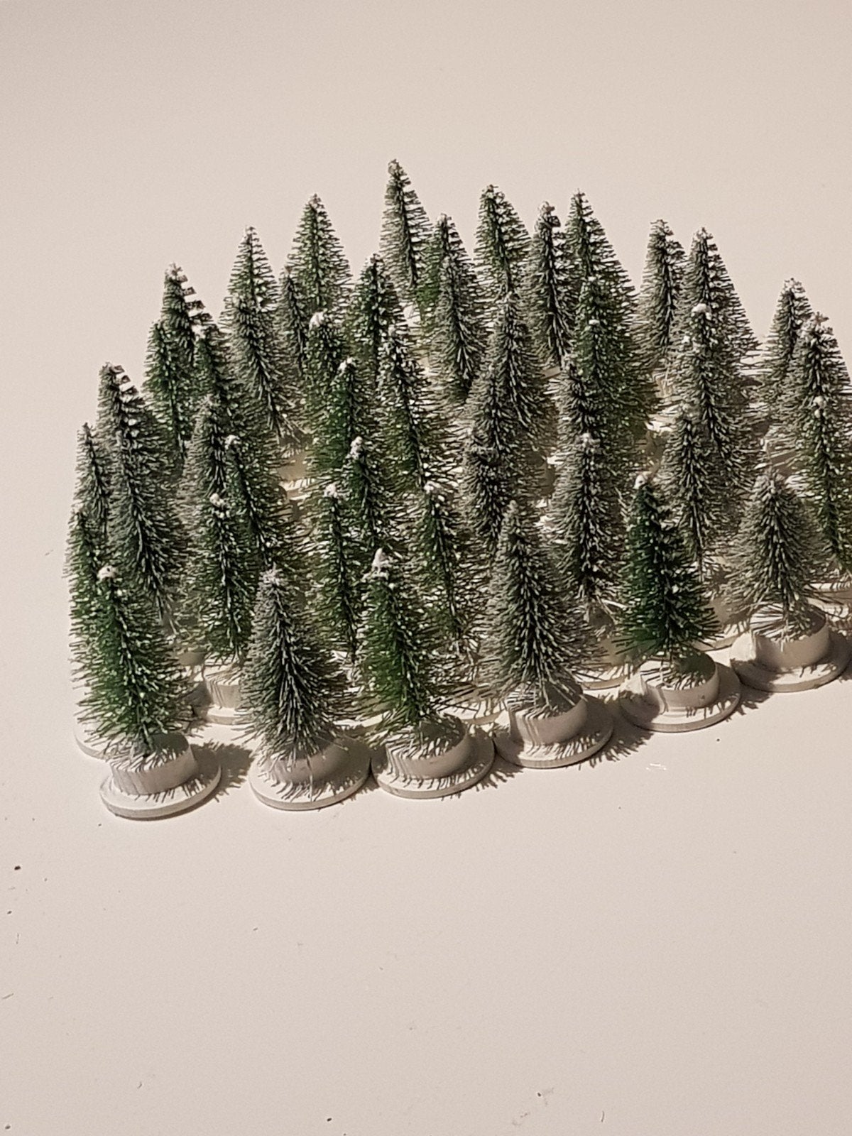 Miniatuur kerstbomen 5cm Hoogte, 48 stuks., Ophalen of Verzenden, Zo goed als nieuw