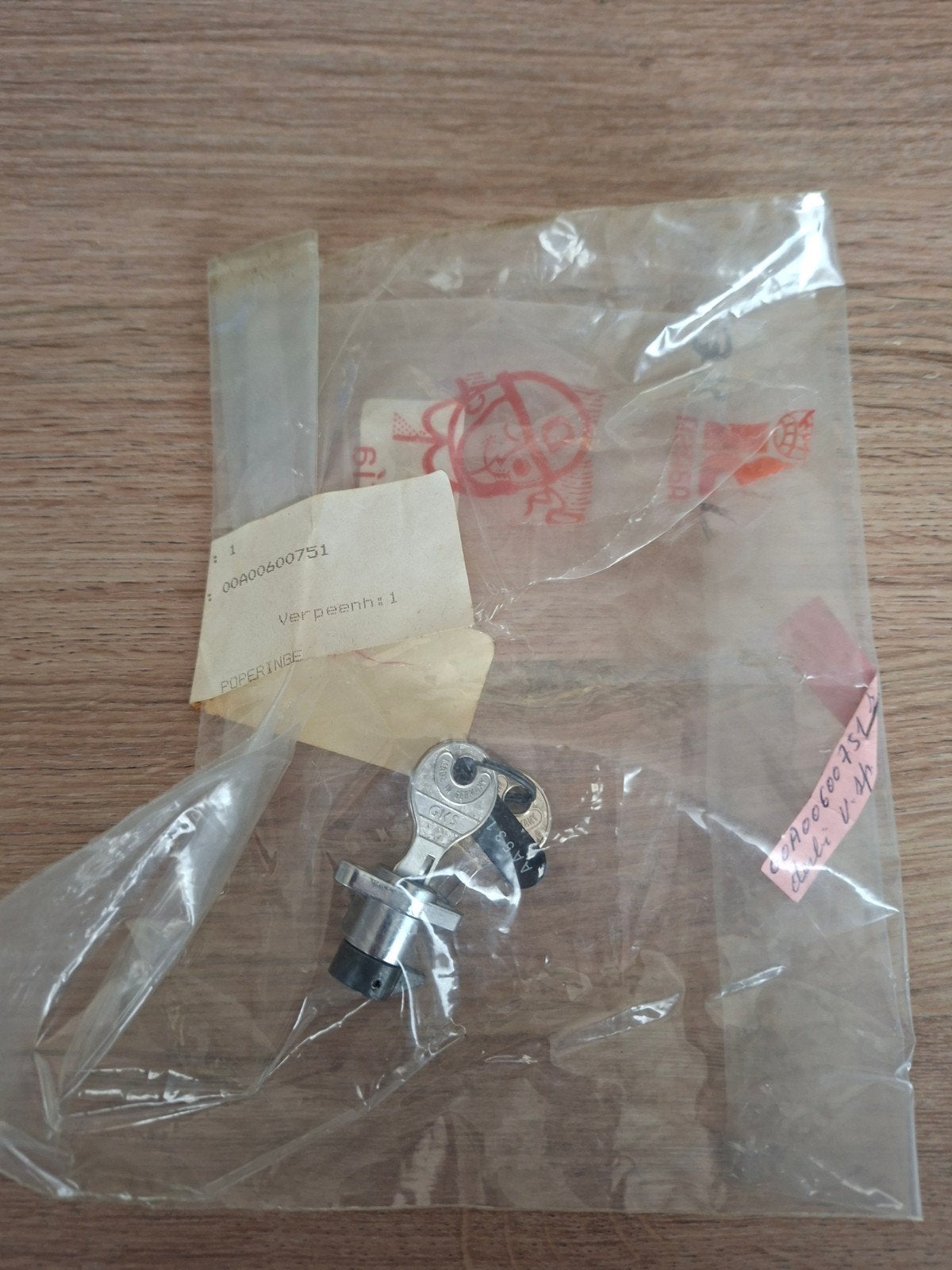 Derbi variant zadelslot Neyman, Fietsen en Brommers, Ophalen of Verzenden, Nieuw, Overige typen, Derbi variant