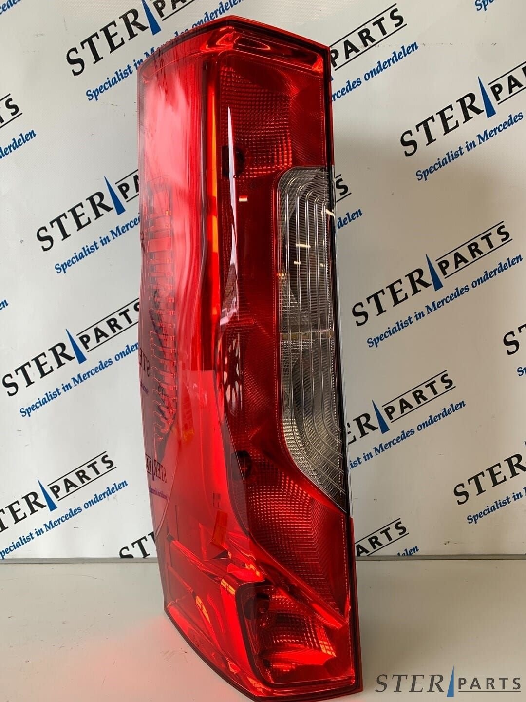 Achterlicht links Mercedes-Benz Sprinter W907 A9108200000, -, Nieuw, Ophalen of Verzenden, -