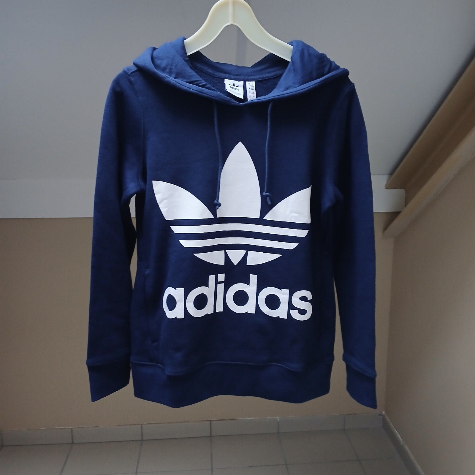 dames hoodie van Adidas, Nieuw, Ophalen of Verzenden, Maat 34 (XS) of kleiner, Blauw
