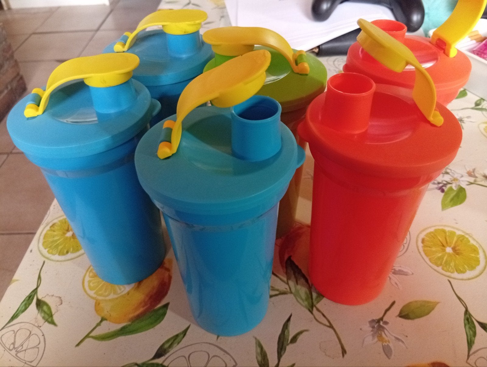 6 drinkbekers, Ophalen, Zo goed als nieuw