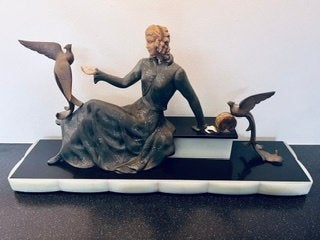 Statue Art Déco « Dame aux oiseaux », Guislain, à restaurer, Antiquités & Art, Statue, Marqué, Art deco, 50 - 100 cm