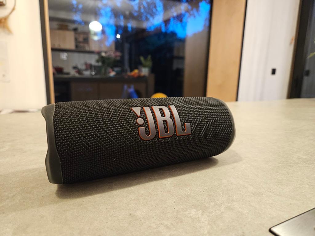 JBL FLIP 6, Audio, Tv en Foto, Luidsprekerboxen, Ophalen of Verzenden, Zo goed als nieuw, Overige typen, JBL