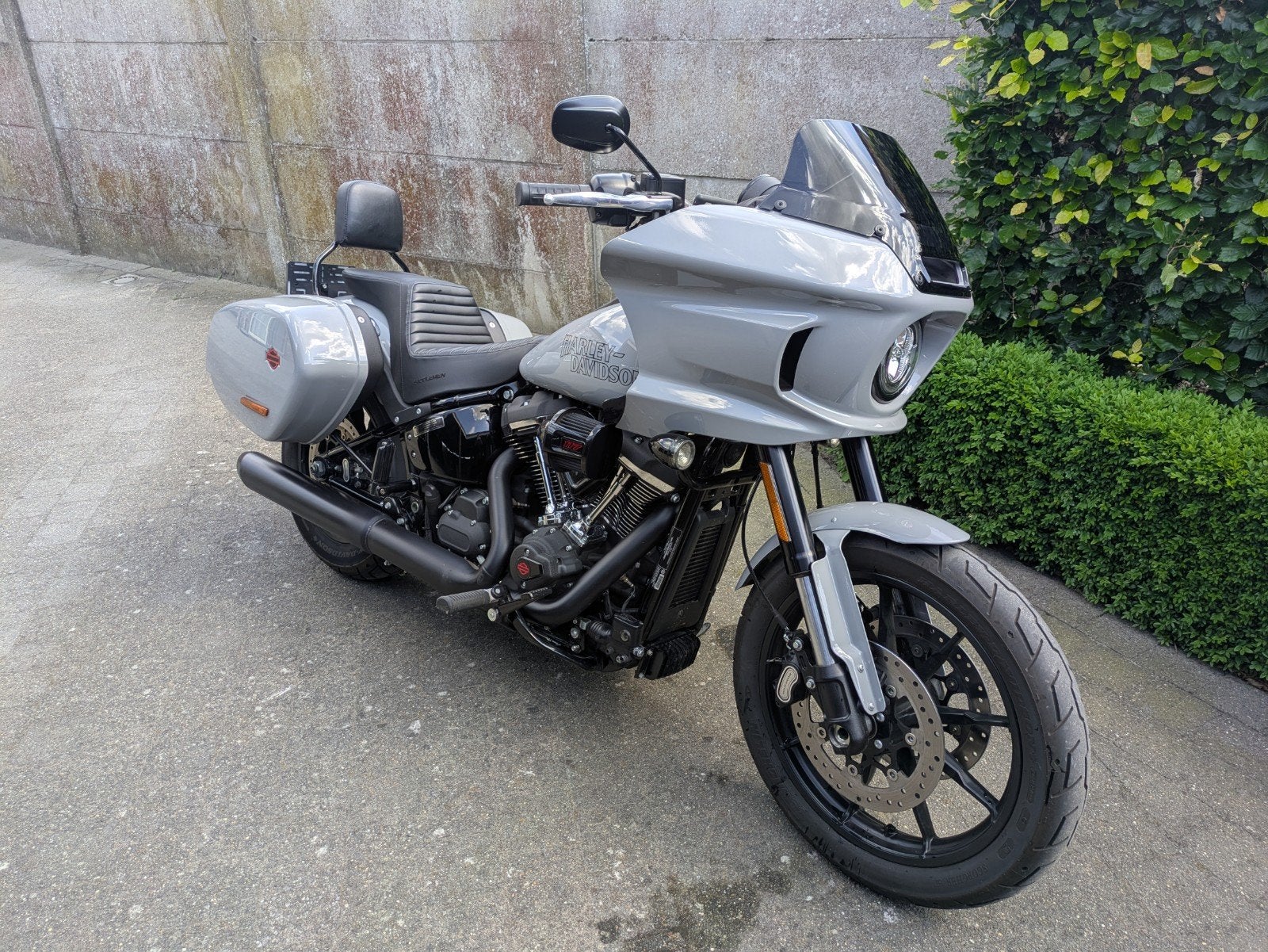 Harley Davidson low rider st 25, Entreprise
