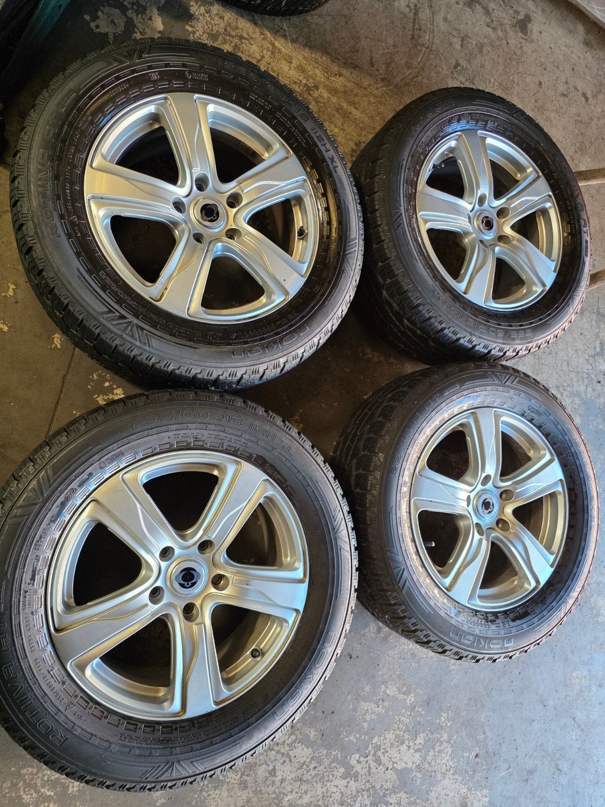 4x jantes en très bon état ET43 avec pneus 499€, Ophalen
