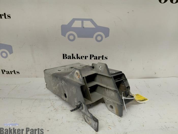 Support pare-chocs avant droit d'un Volvo V60, -, -, 3 mois de garantie, -